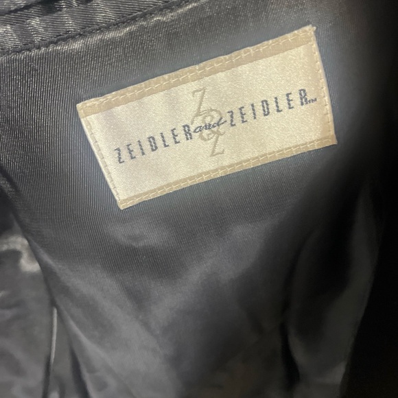 Classic Black Men's Double-Breasted Suit and pants - Picture 8 of 13